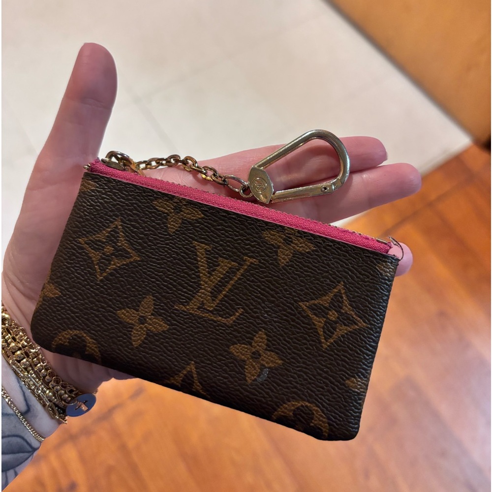 Coin pouch - Picture 2 of 3